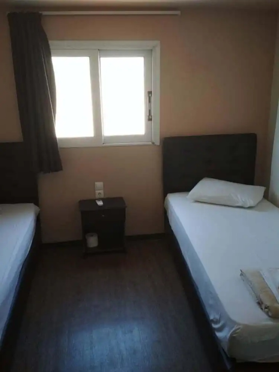 Budget Double room (twin beds)