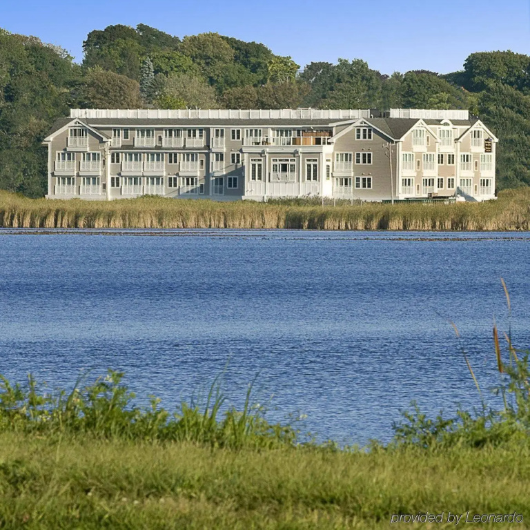 Newport Beach Hotel & Suites - Général