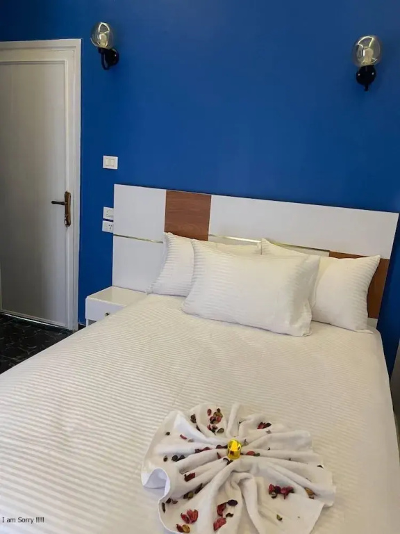 Standard Single room with balcony and with city view