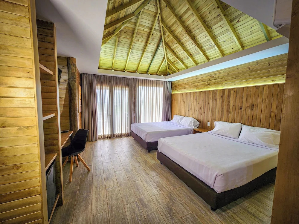 1 Bedroom Deluxe room beachfront