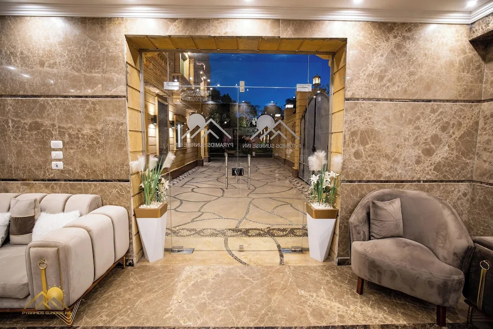 Lobby & Reception