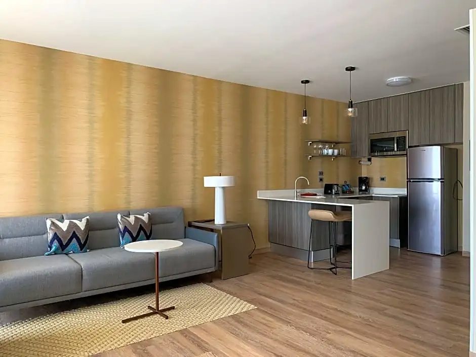 Double Studio (full double bed)
