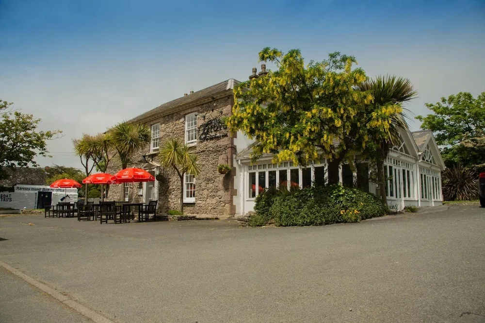 The Grove Hotel