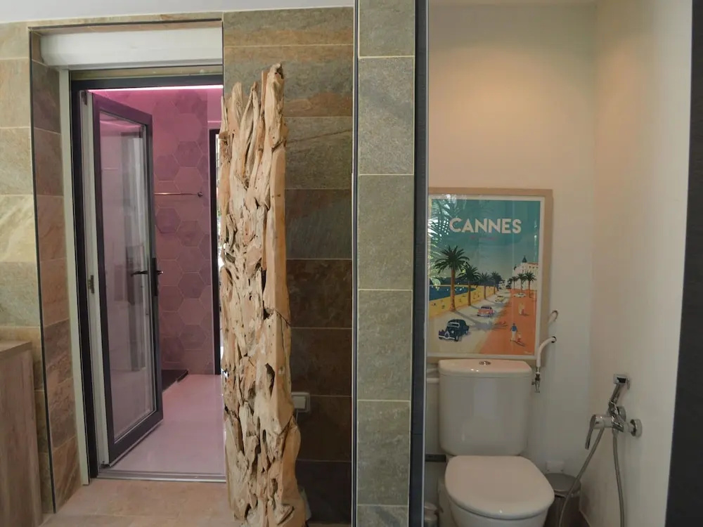 Afficher la photo 8 — Modern Holiday Home With Private Pool and Garden