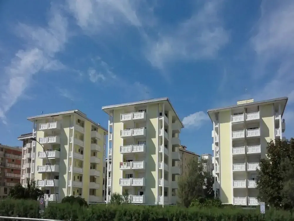Apartment in a Prime Seafront Location