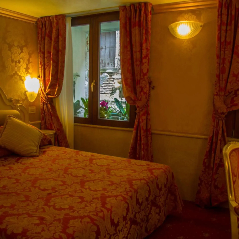 Hotel photo 26