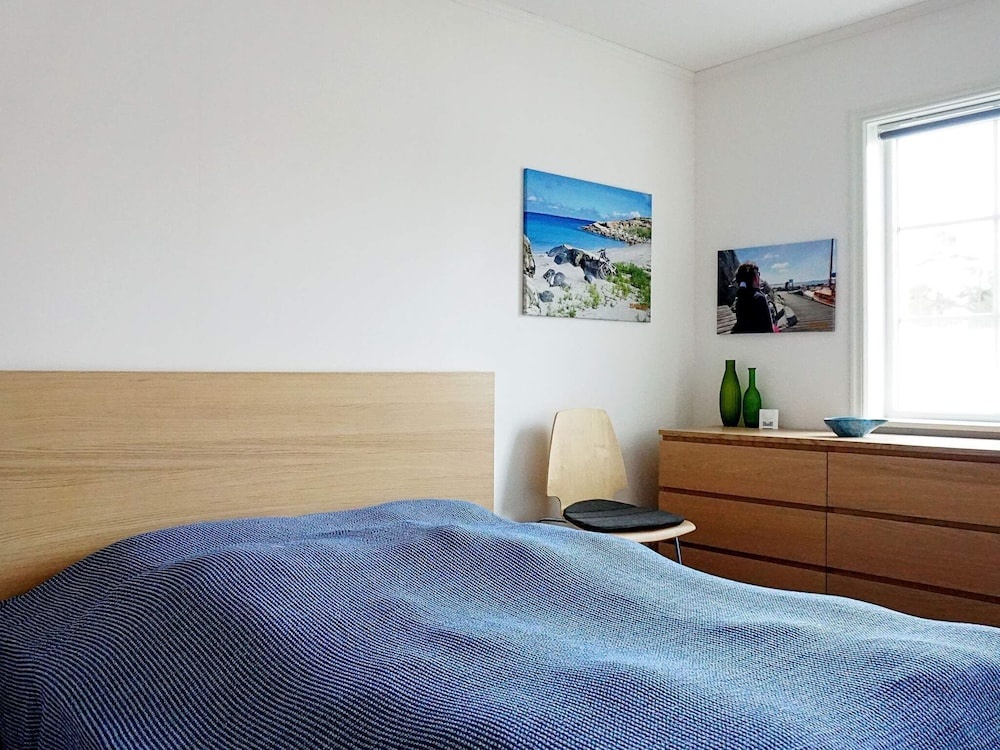 6 Person Holiday Home in Strömstad