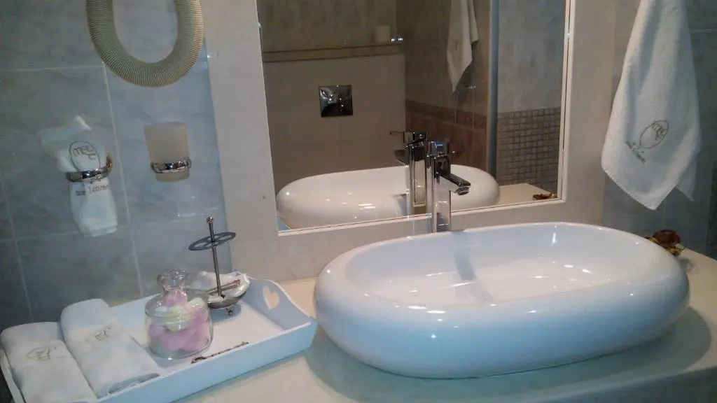Meg Lozenetz Hotel - Chambres