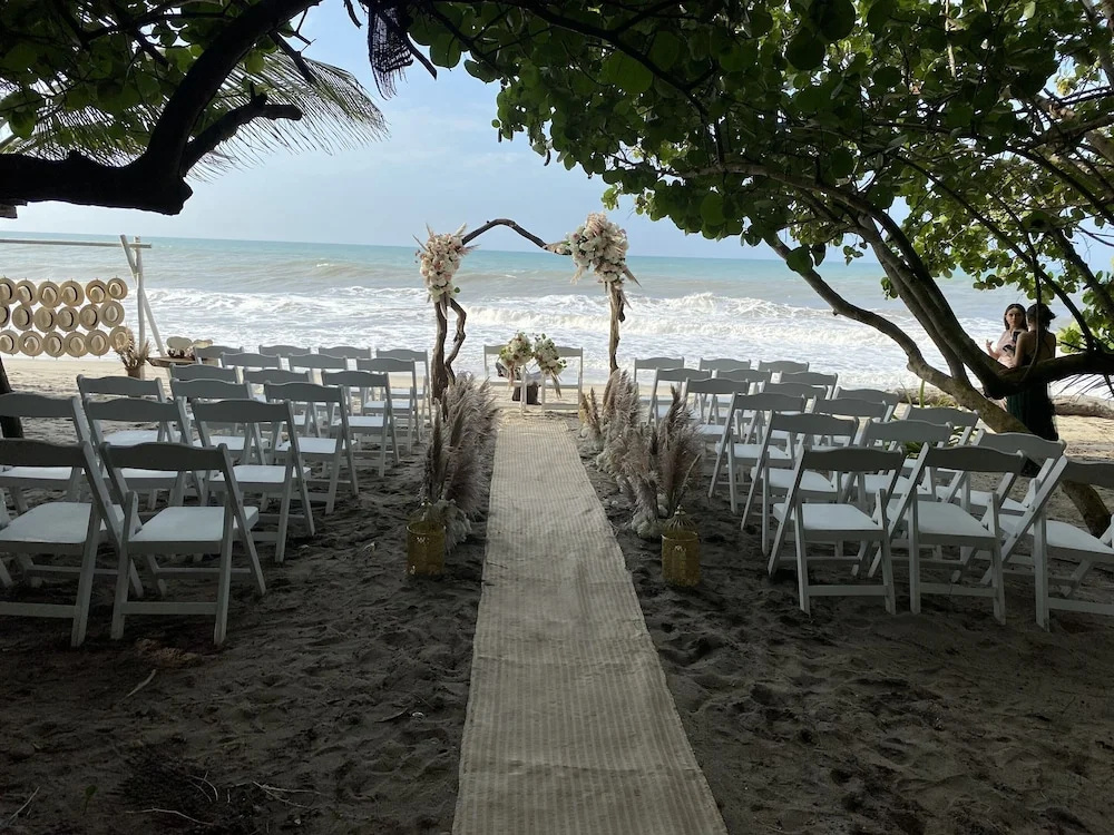 Beach & Waterfront