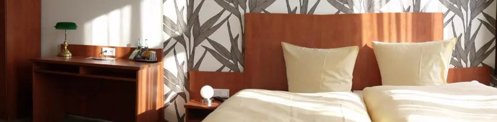 Hotel Schwarzer Adler - Chambres