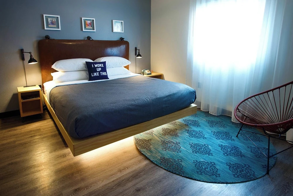Moxy New Orleans Downtown French Quarter Area - Chambres