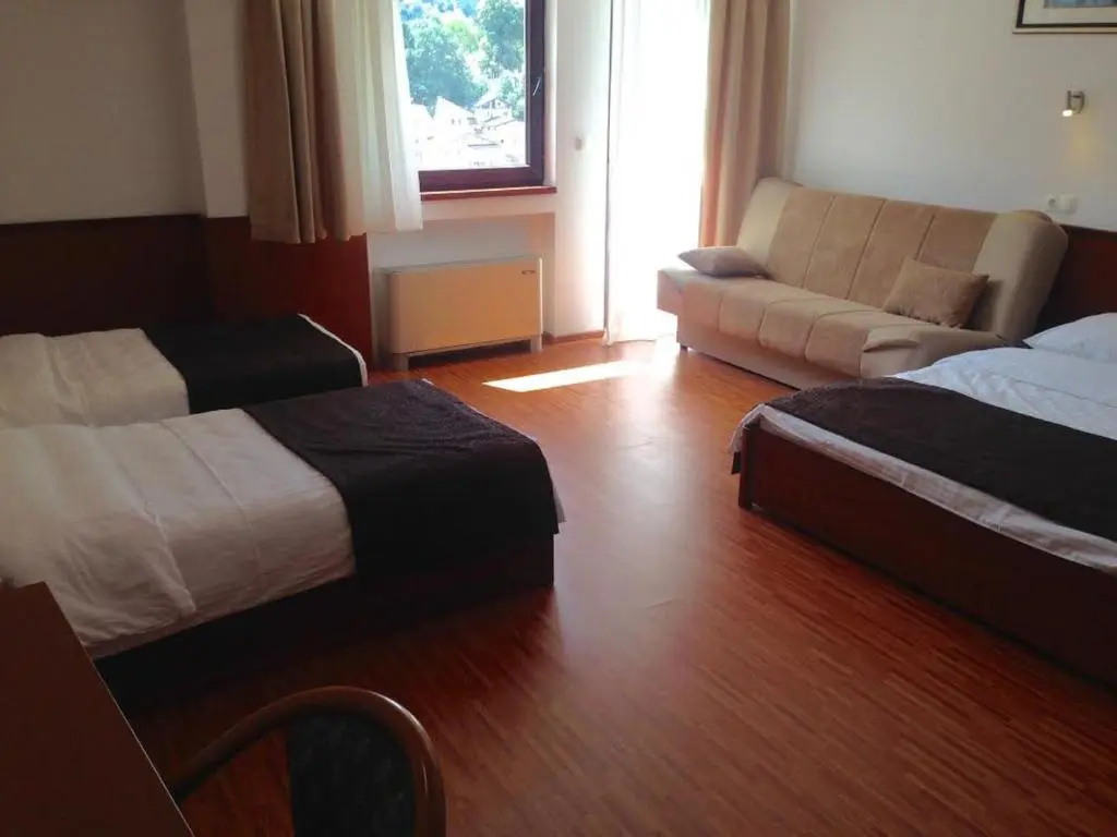 Comfort room