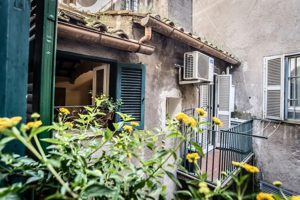 Trevi Fountain Apartment