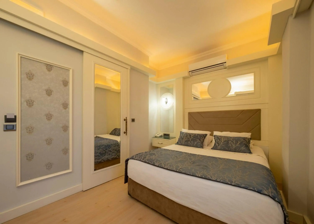 Castle Old Town — фото