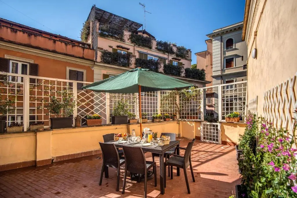 Quintuple Apartment
