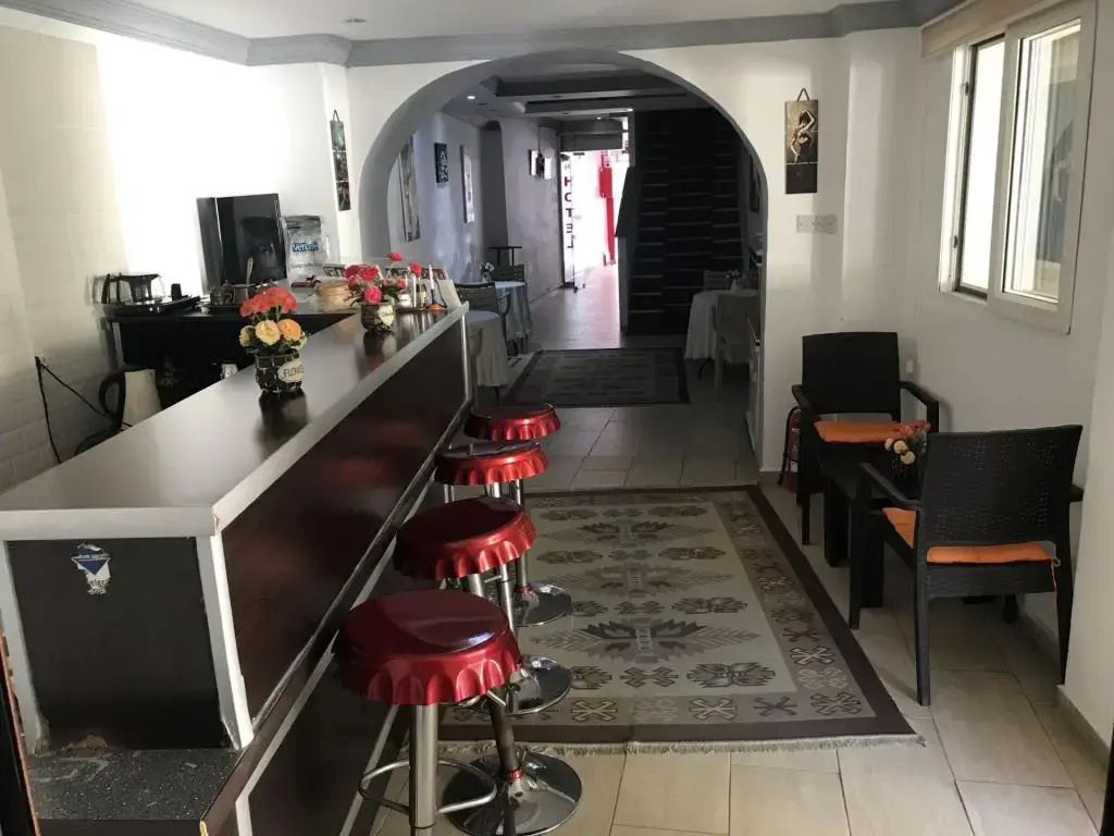 Food & Beverage