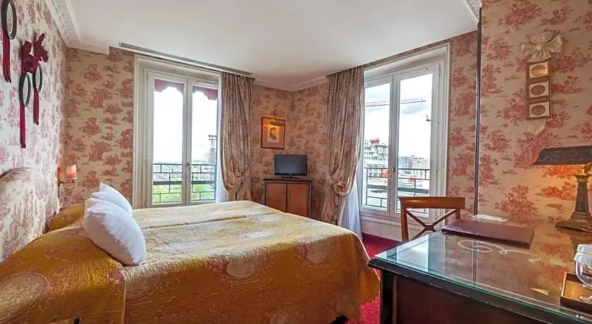 Maison Eugenie 58