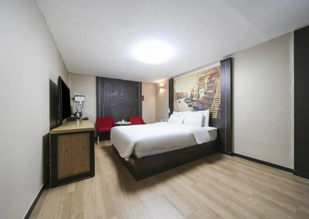 Superior room
