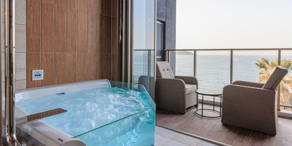 ALBAHOTELANDGLAMPING 사진 6