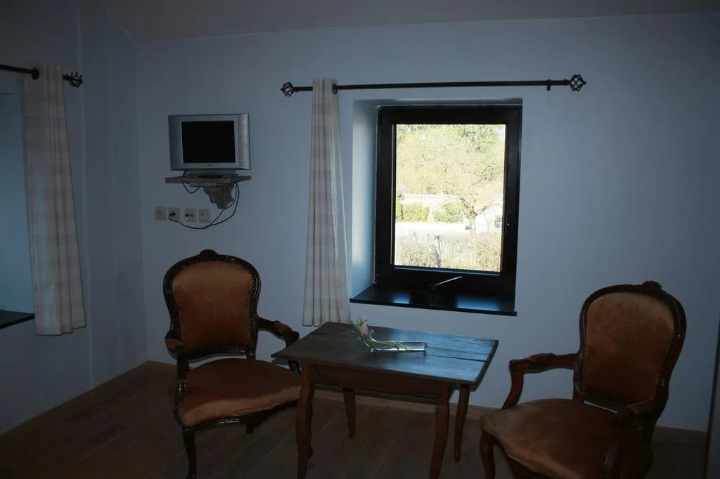 B&B Chession - фото 3