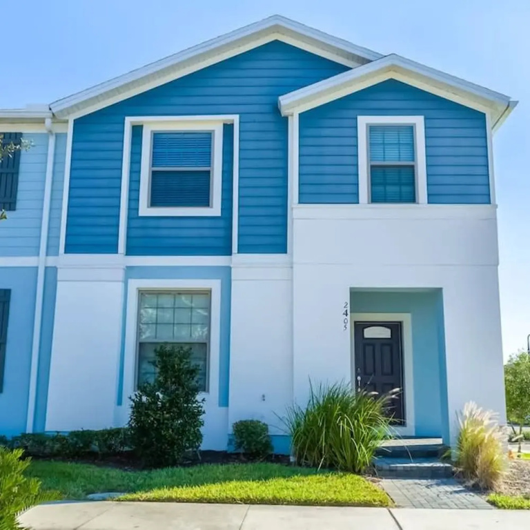 2405 Amazing 5BD Townhome for Your Vacation