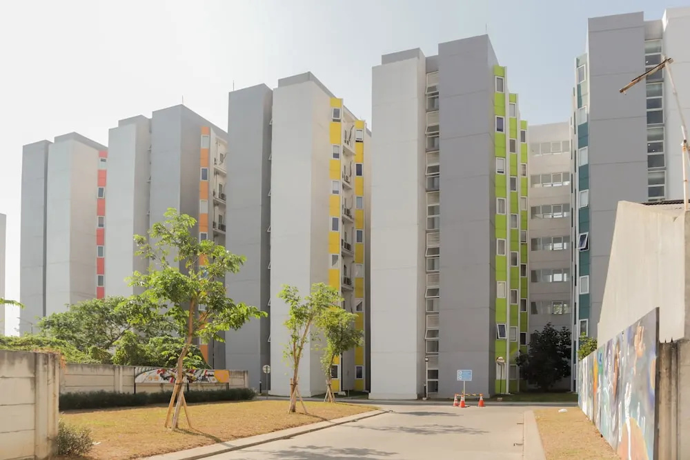 OYO 1242 Aeropolis Apartment