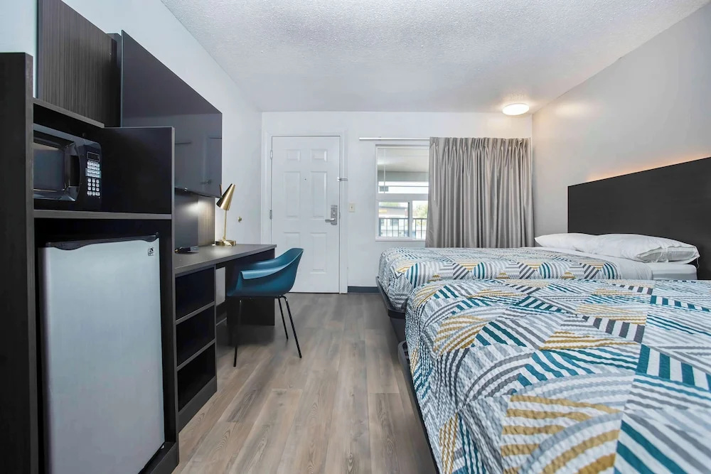 Standard Suite