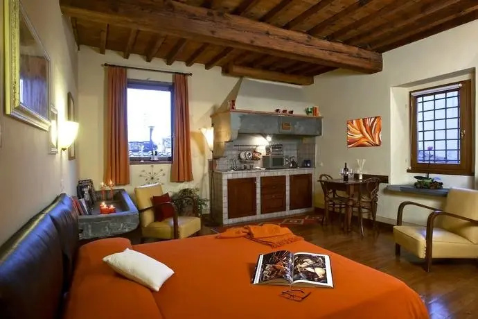 Palazzo Uguccioni Apartments