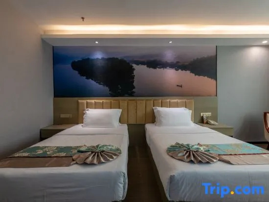 Standard Double room with river view (twin beds)