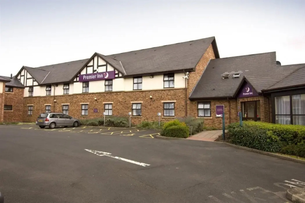 Premier Inn Solihull (Hockley Heath, M42) - фото 27
