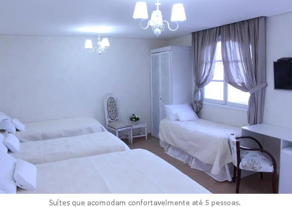 Quadruple Suite