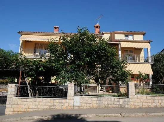 Apartments Maria