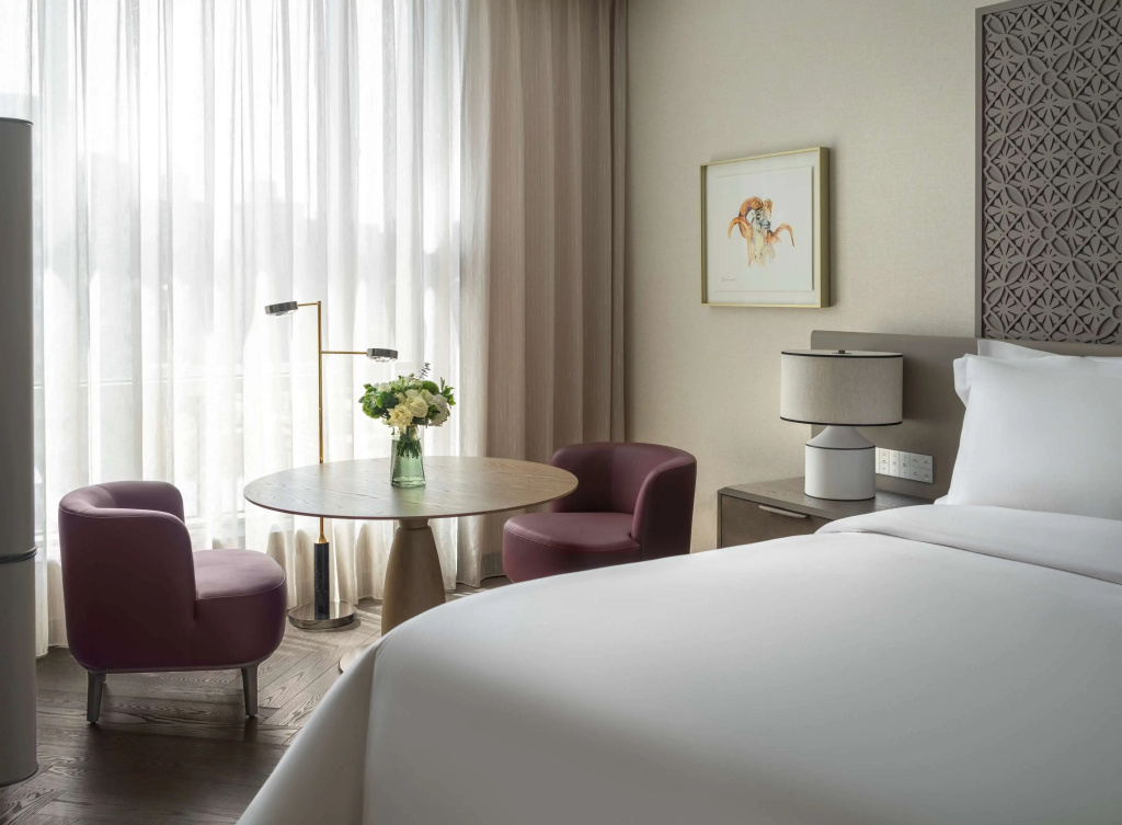 Conrad Urumqi - 4
