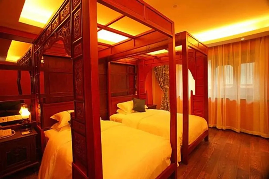 4 Bedrooms Suite