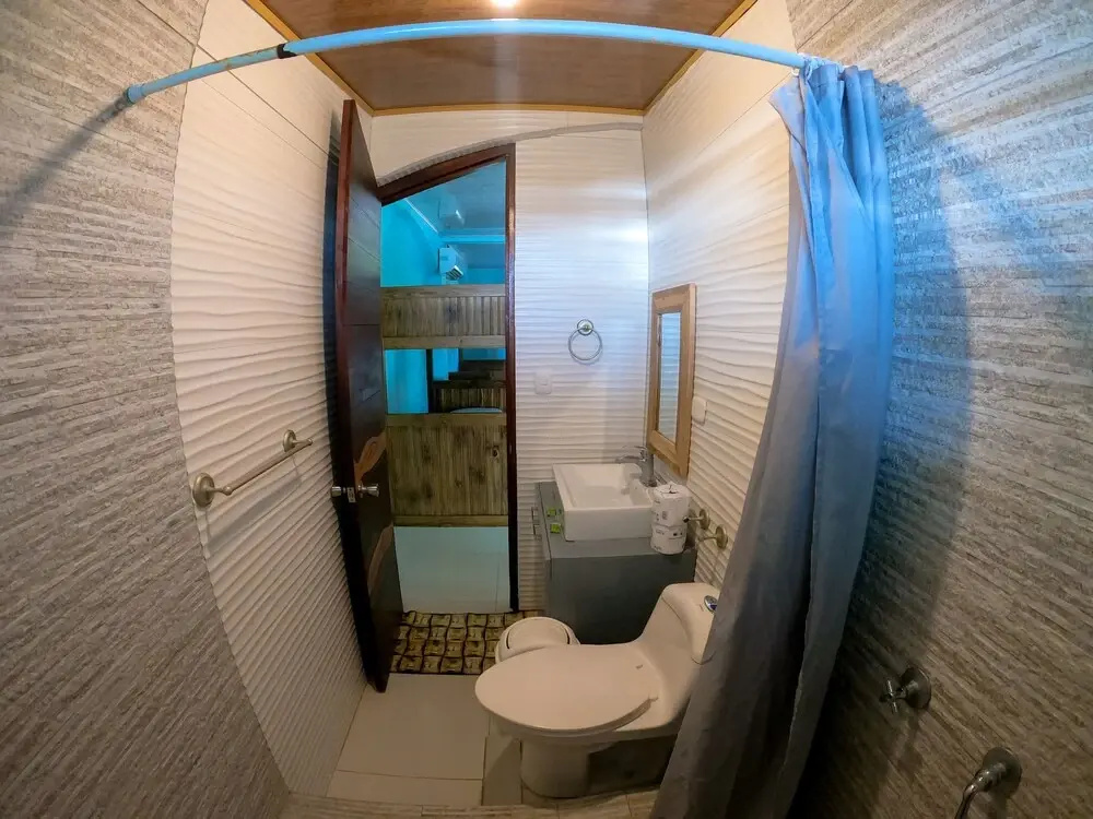 Economy Quadruple room