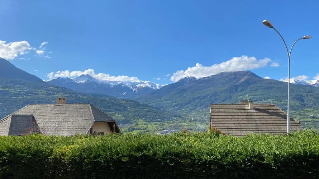 Embrun - Appartement 4/6 personnes avec extérieurs