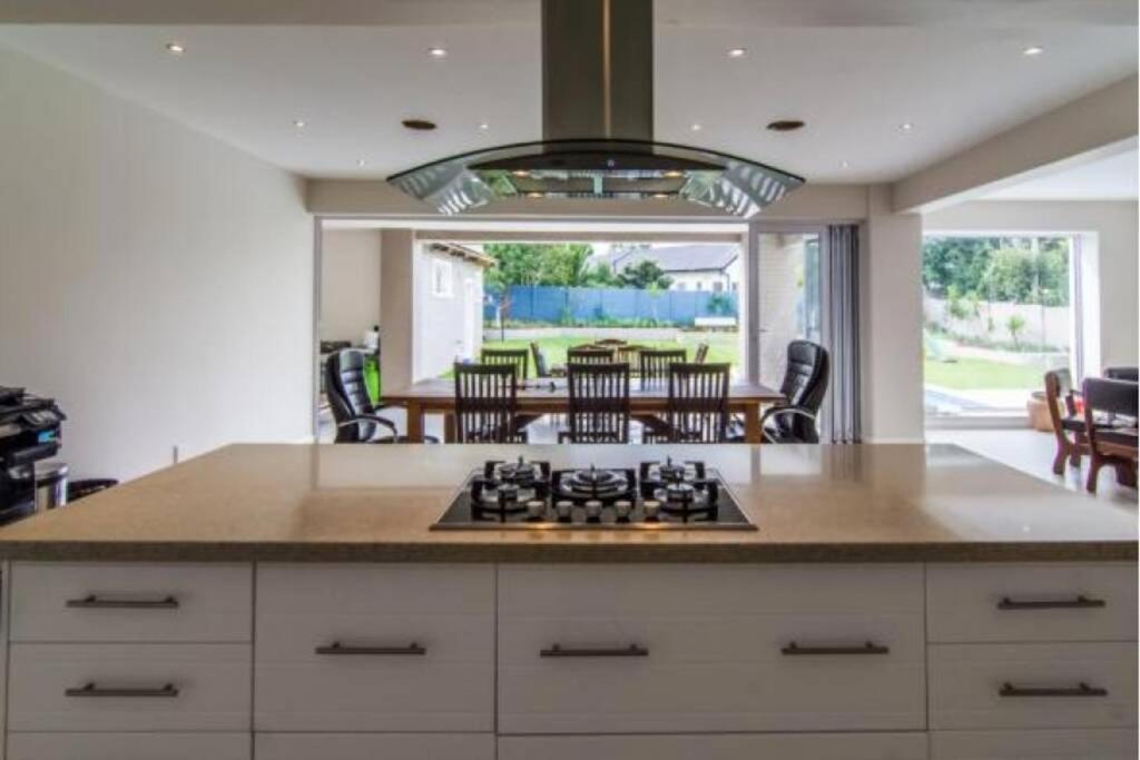 Modern 7 Bed Pool Villa