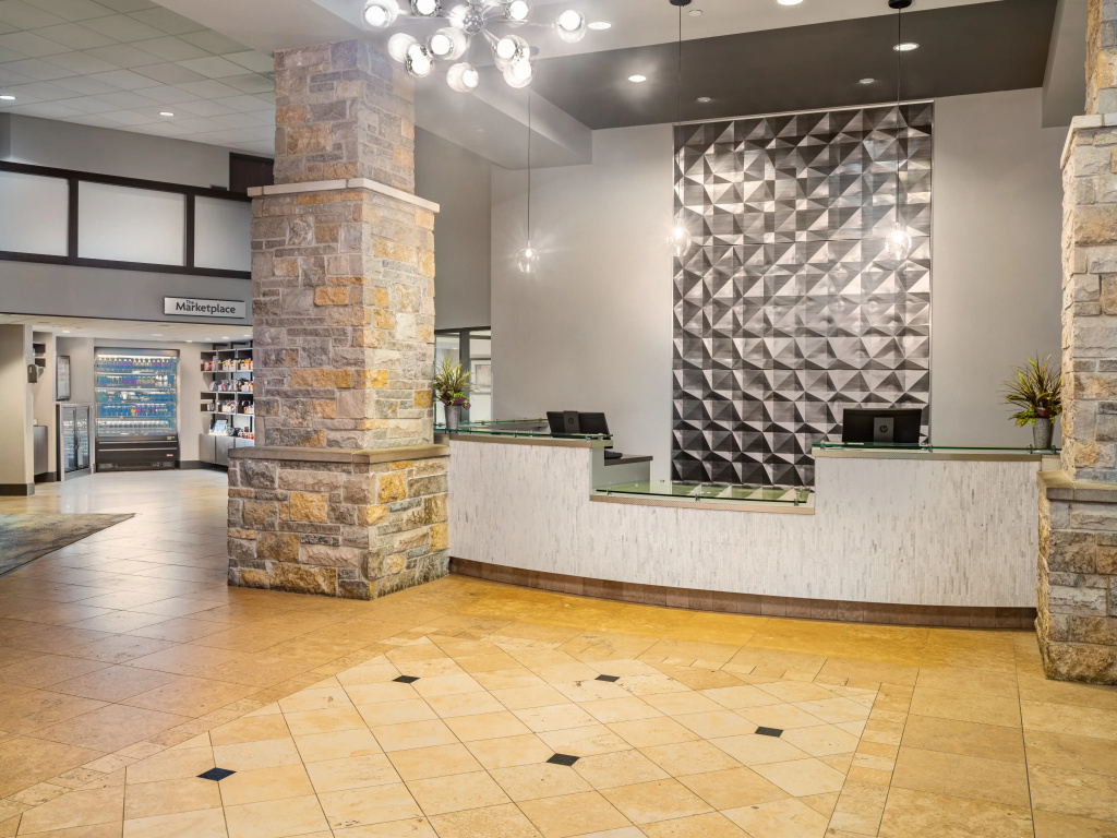 Crowne Plaza Milwaukee Airport by IHG - Général