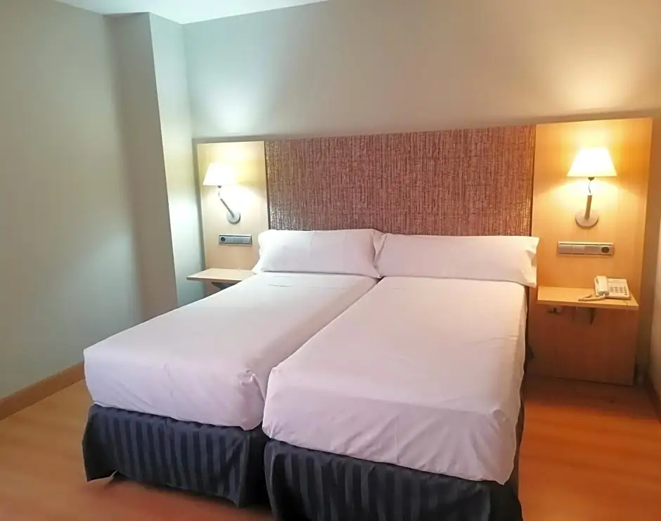 U Hotel Villa - Gomá - Chambres