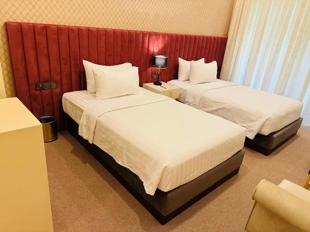Deluxe Double room (twin beds)