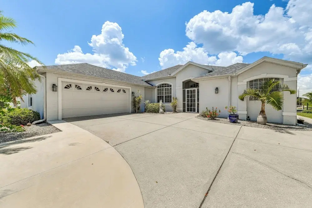 12 Mi to Gulf: Port Charlotte Home w/ Boat Dock