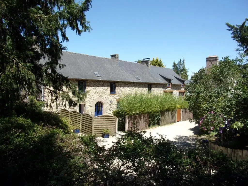 3 Bedrooms Cottage