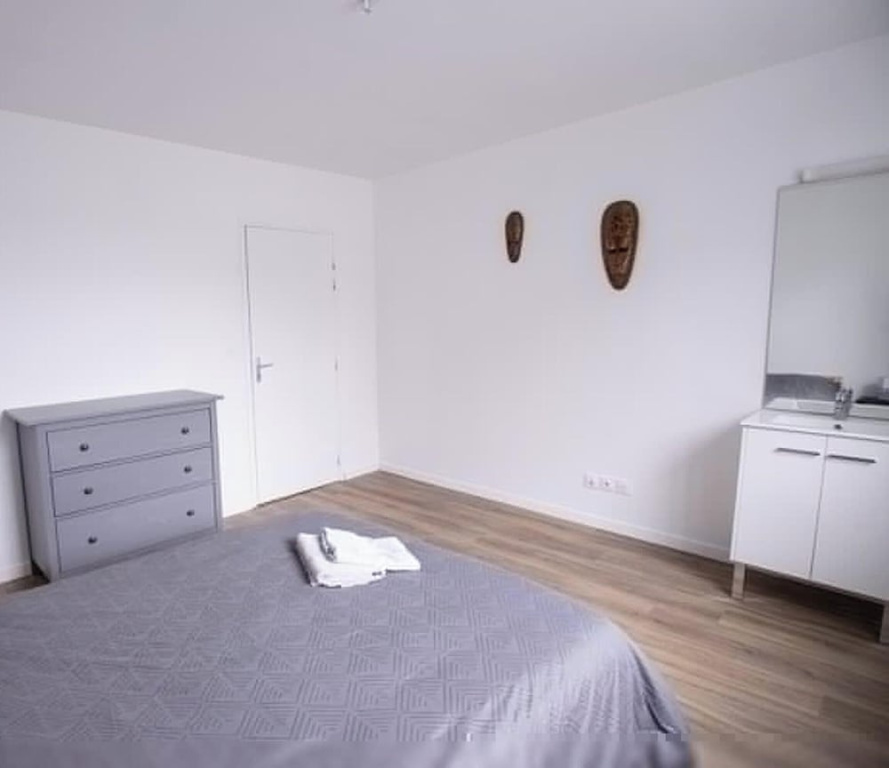 Afficher la photo 7 — Chez Jean Hyper Centre 4 Chambres Wifi 8 Pers