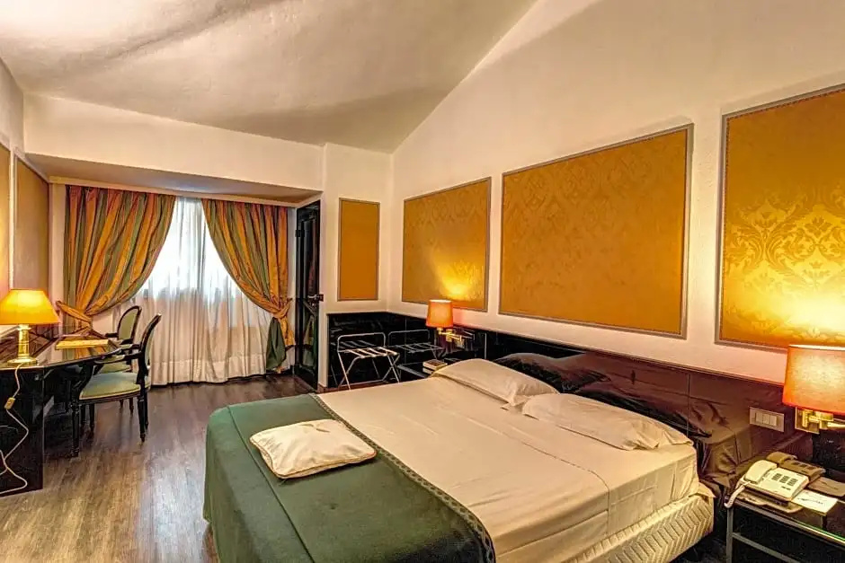 Hotel Regal - Chambres