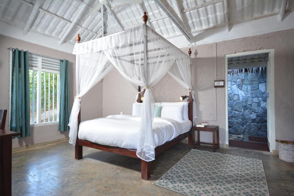 Kadolana Eco Village