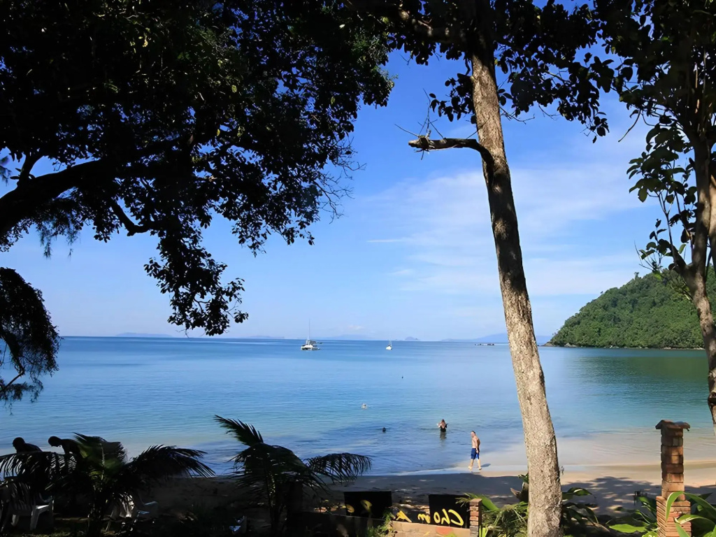 Chomjan Beach Resort - фото 10
