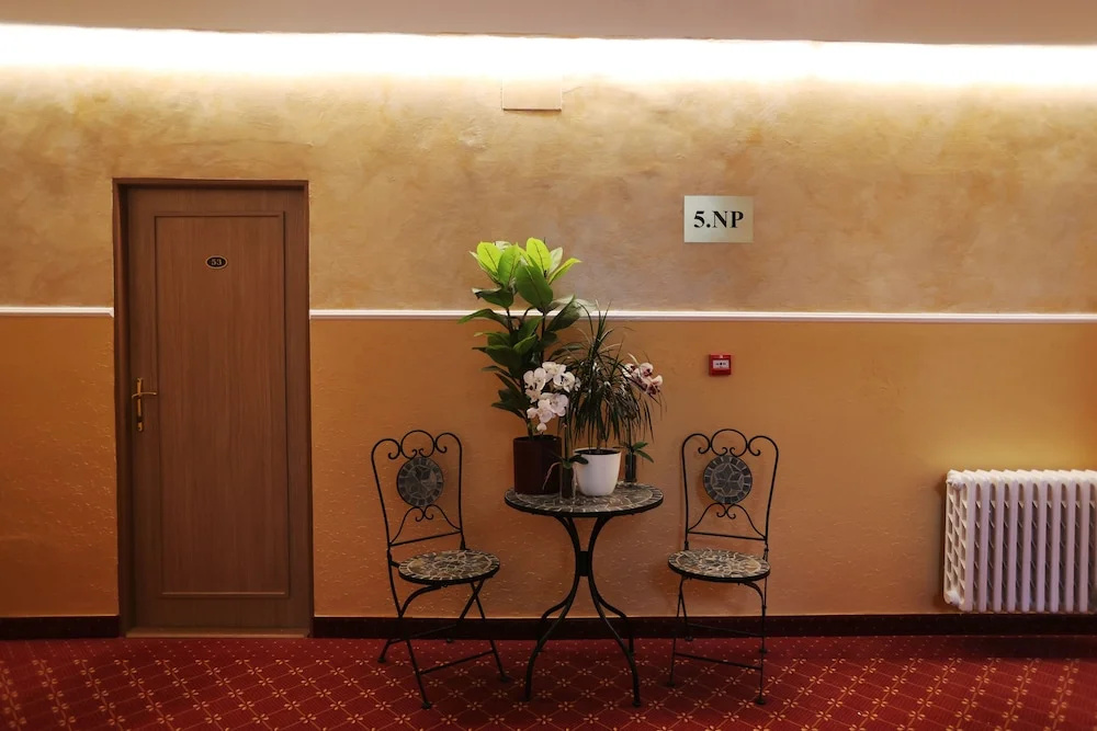 Hotel Romania - Général