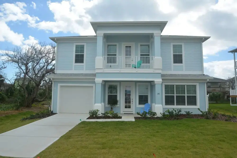 Beach Front 5 bed 4 Bath Luxury House Hot Tub Fenced Yard Pets Welcome
