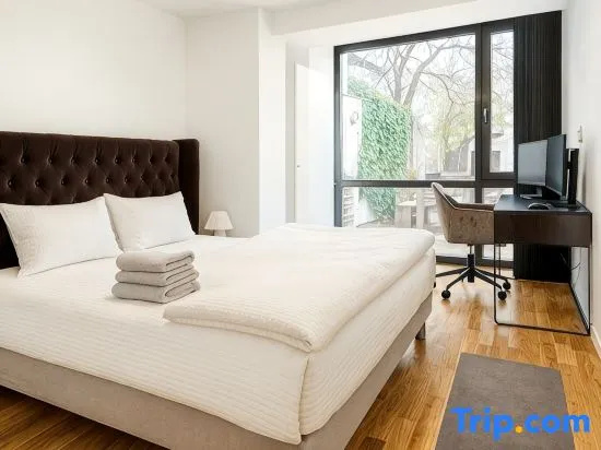 Newly renovated 3 BedRm, Spacious 80m sq, comtemporary Apartment in Central Trendy Oslo-Grunnerlokka