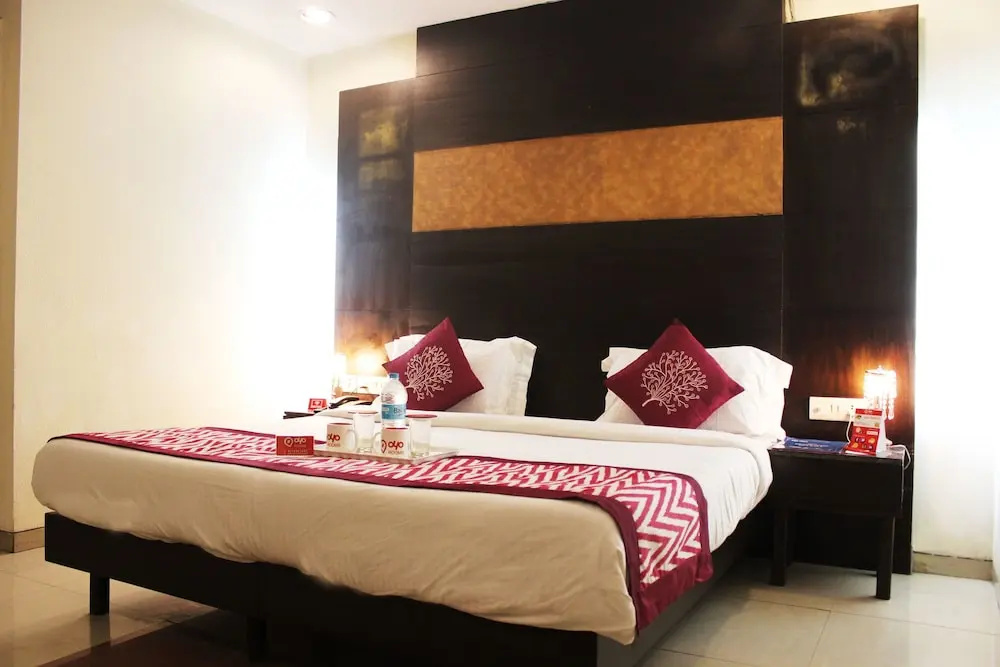 OYO 1824 Hotel Grand Peepal - Chambres